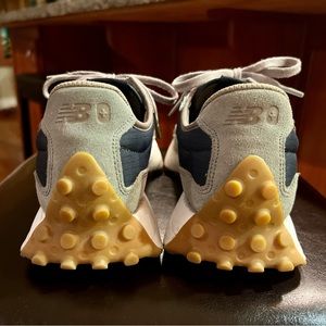 FIGS New Balance 327 8M/9.5W unisex